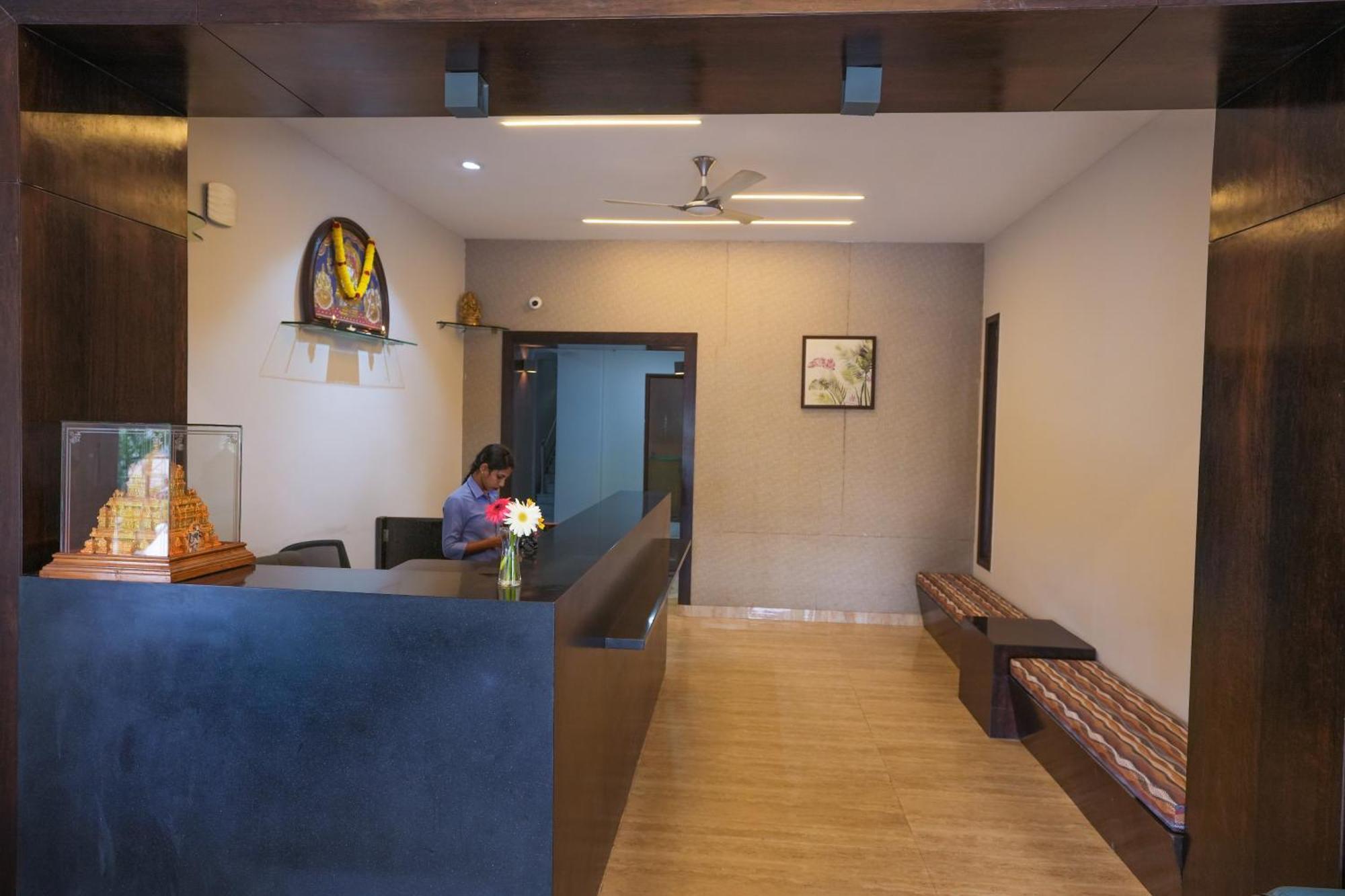 Vaishnavi Residency Hotel Bangalore Ngoại thất bức ảnh
