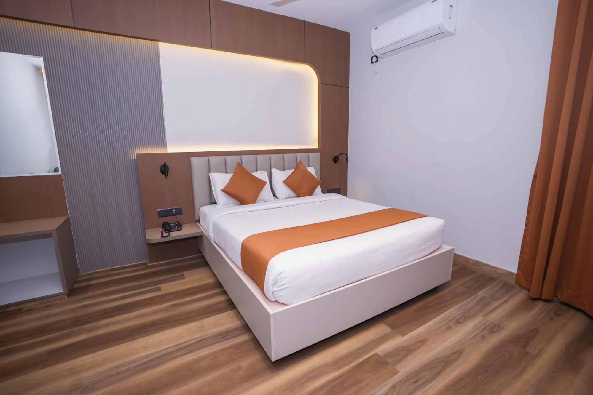 Vaishnavi Residency Hotel Bangalore Ngoại thất bức ảnh