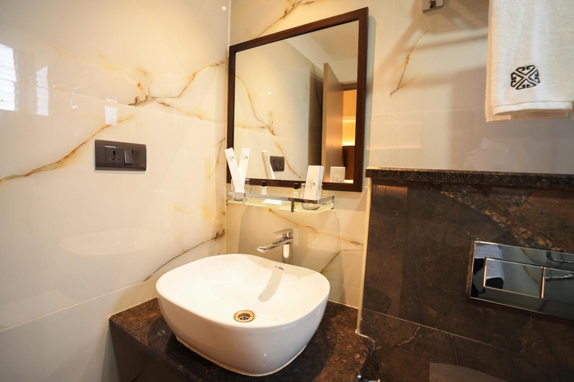 Vaishnavi Residency Hotel Bangalore Ngoại thất bức ảnh