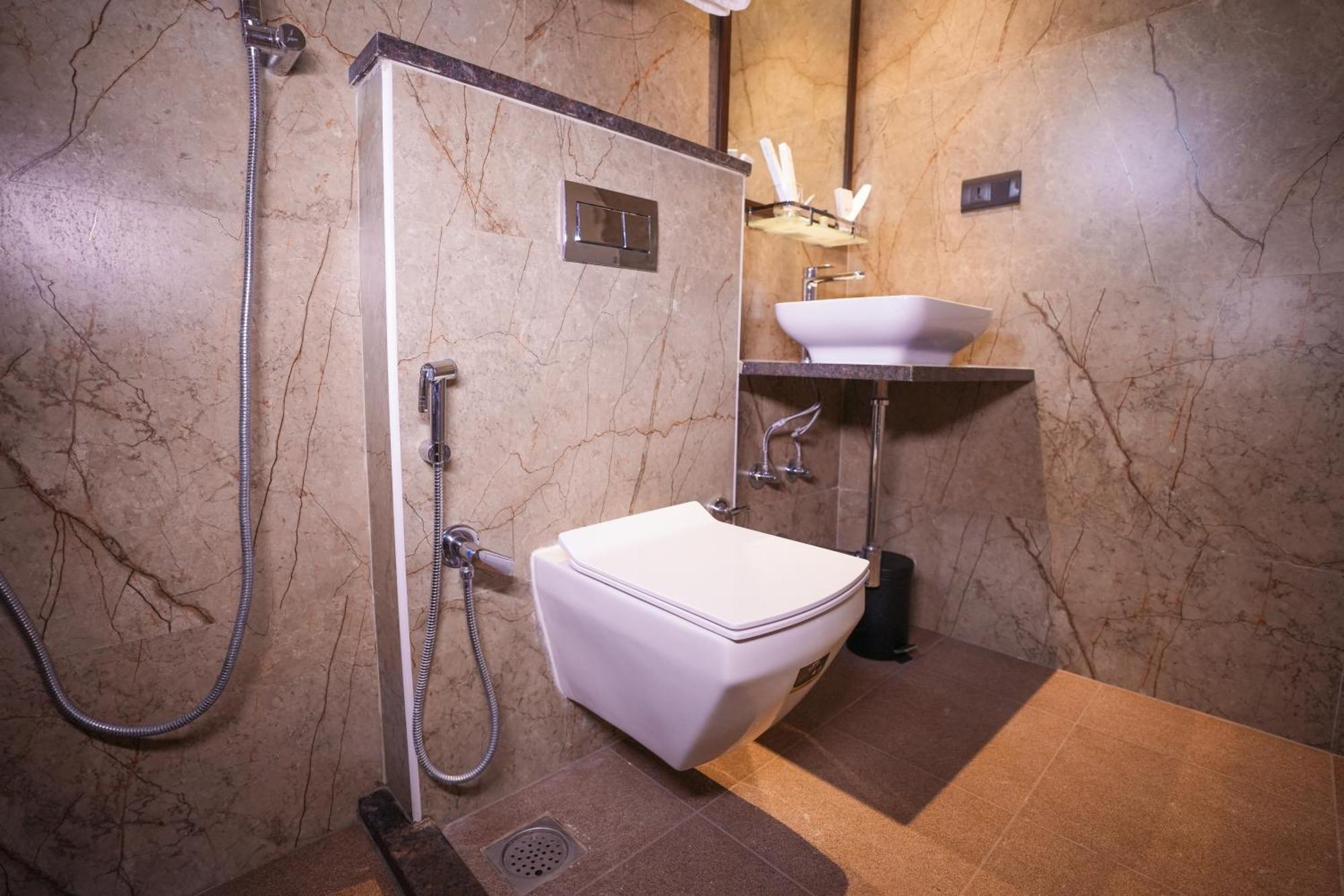 Vaishnavi Residency Hotel Bangalore Ngoại thất bức ảnh